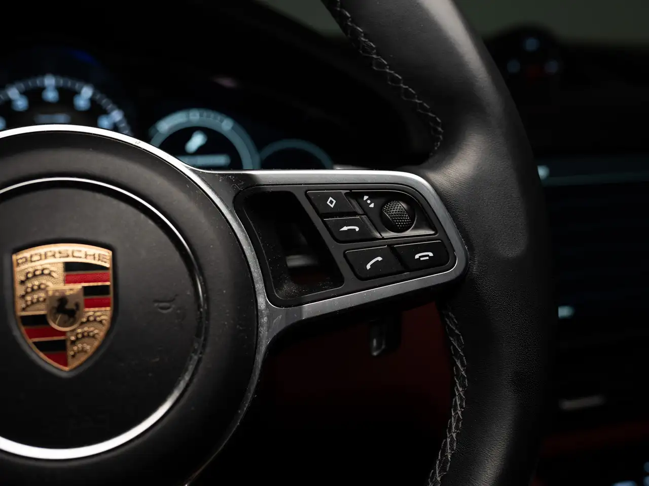 Porsche Cayenne снимка Porsche Cayenne