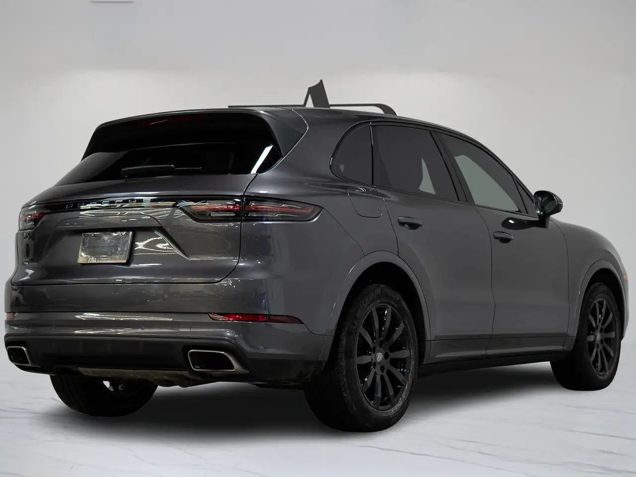 Porsche Cayenne снимка Porsche Cayenne