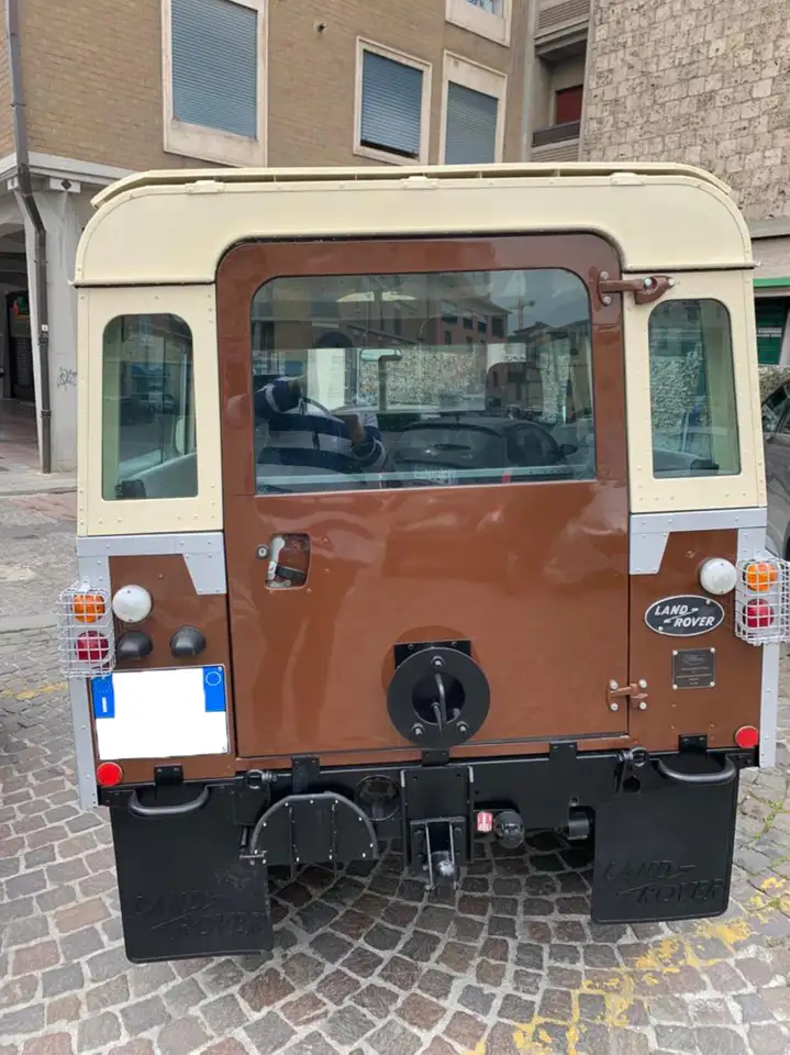 Land Rover Series III, foto 2