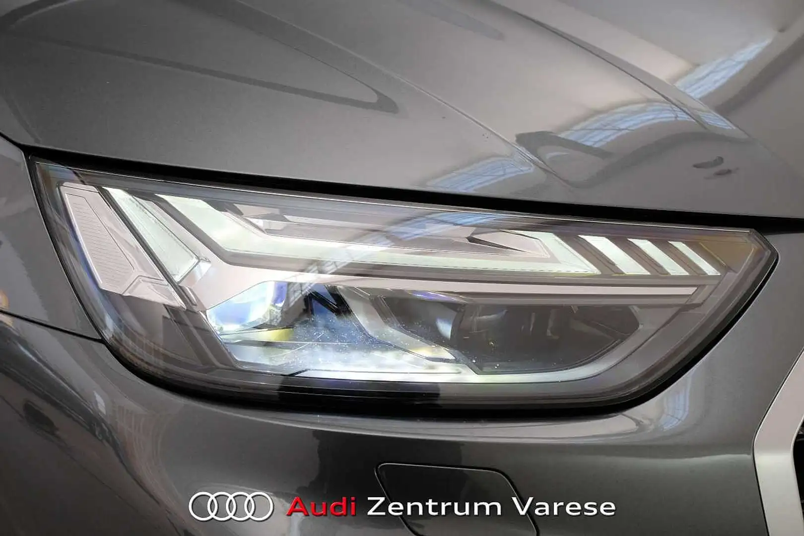 Audi Q5 40 TDI 204CV MHEV Quattro Stronic Sline Grigio - 2