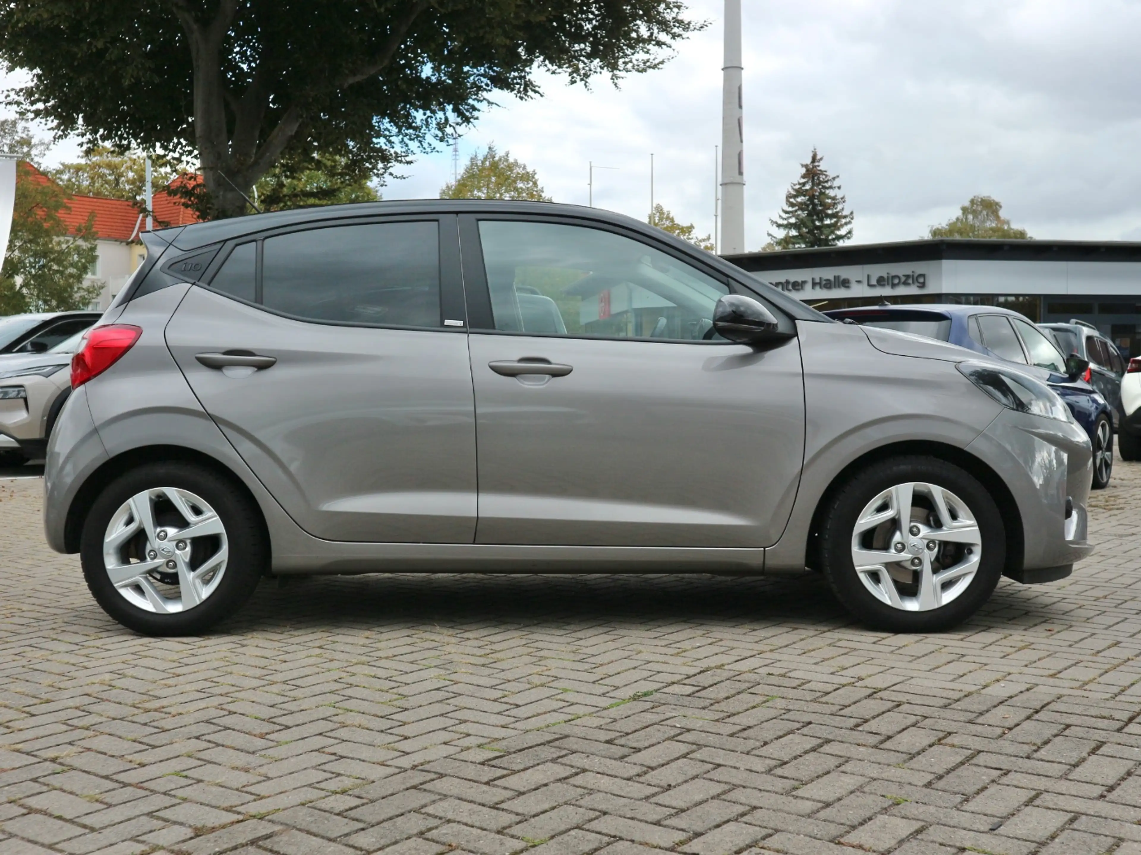 Hyundai i10 1.2 Intro Edition Navi+SHZ+Fernlichtass.+LM — photo 9