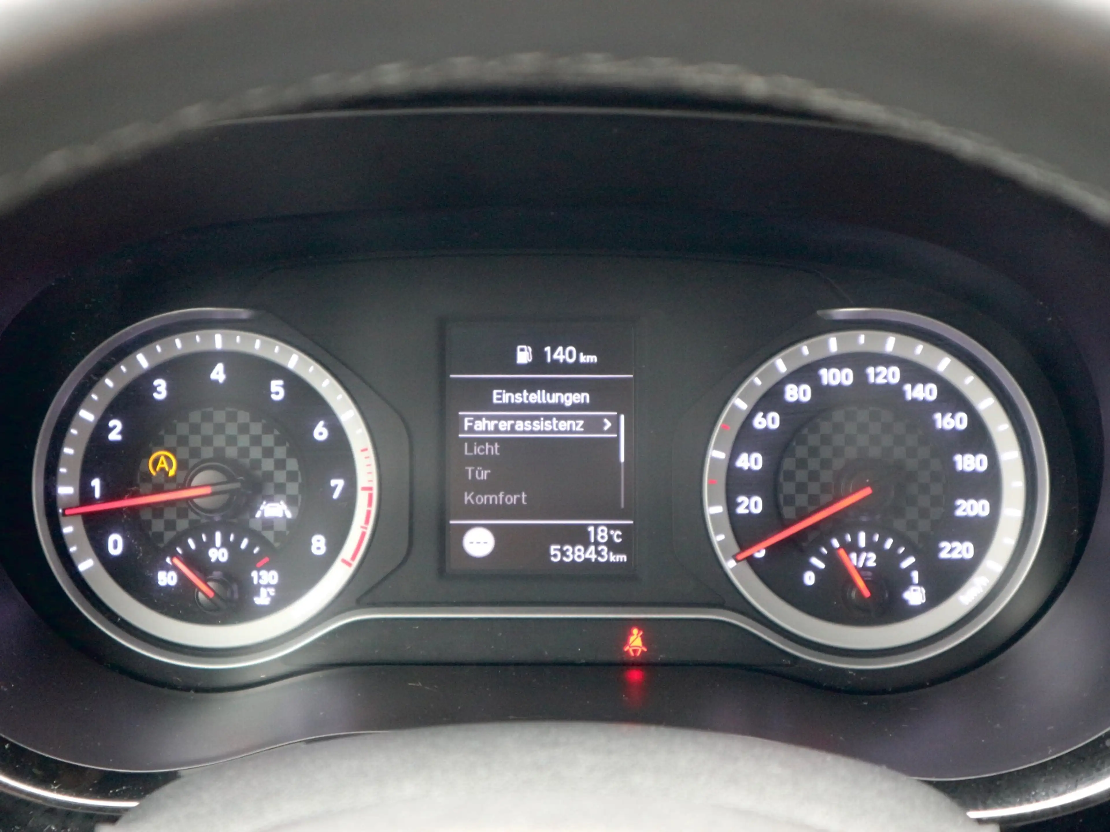 Hyundai i10 1.2 Intro Edition Navi+SHZ+Fernlichtass.+LM — photo 10