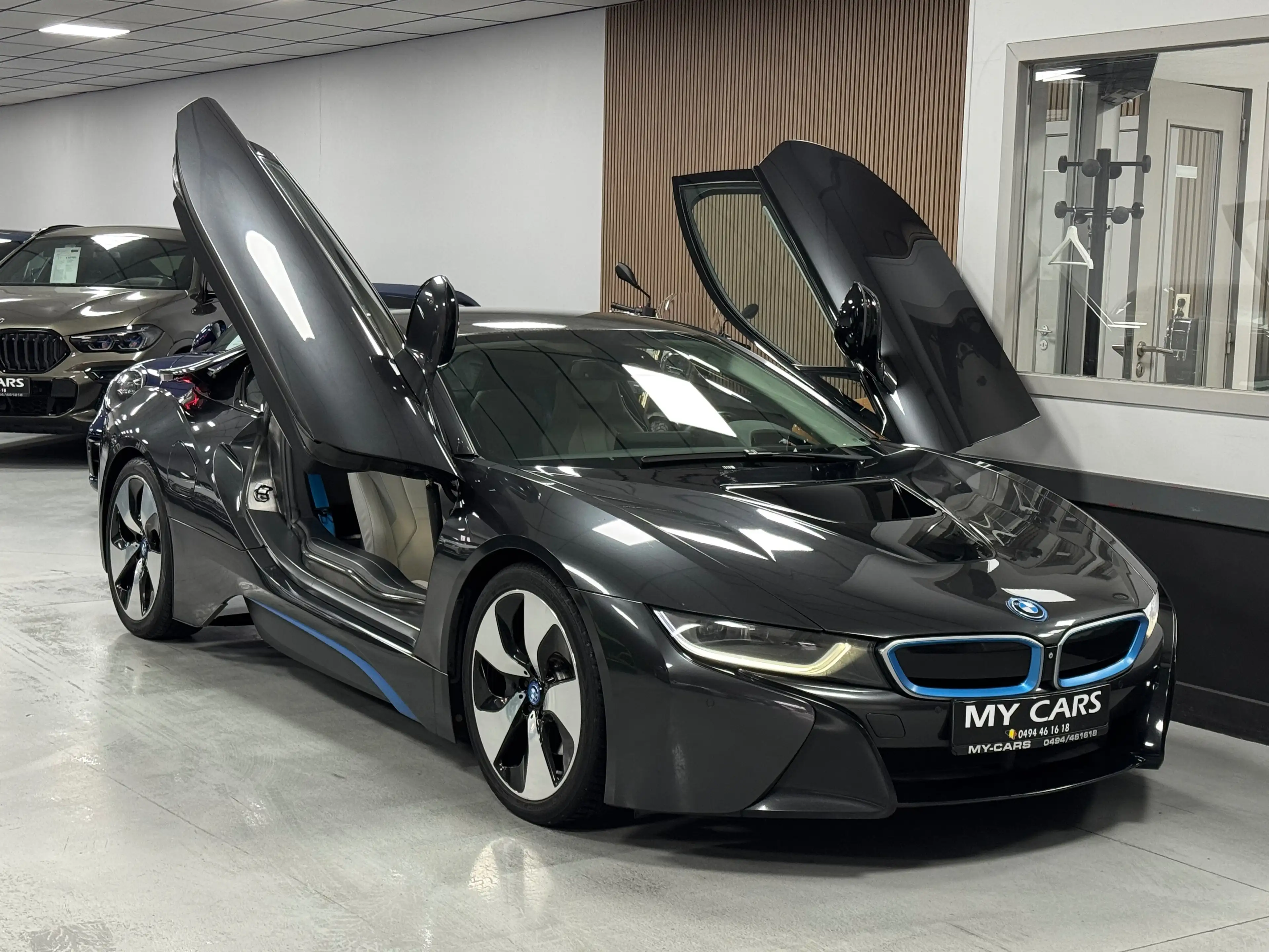 BMW i8 Coupé Harman Kardon Head-Up Camera 360° Full — photo 12