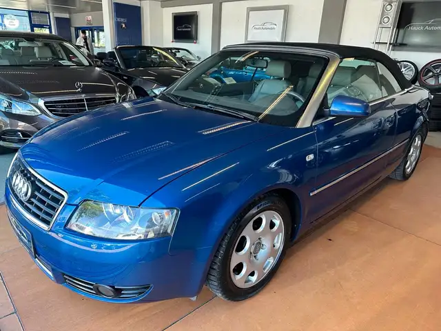 Audi A4 Cabriolet 2.4/BOSE/KLIMA/MFL