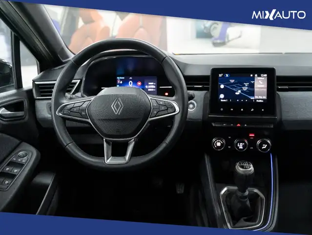 Renault Clio view 11
