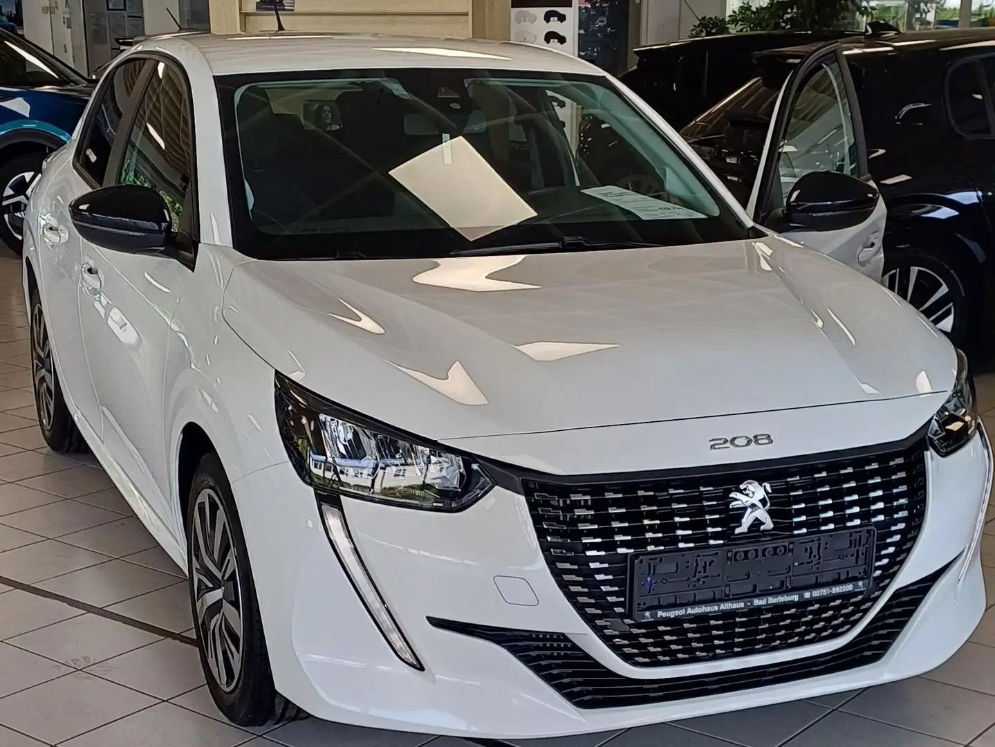 Peugeot 208 208 PureTech 100 Active Pack Weiß - 2