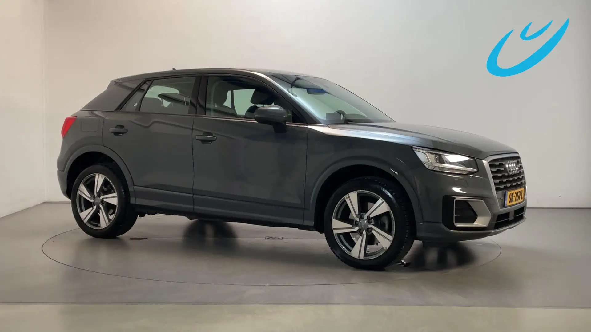 Audi Q2 1.0 TFSI 116pk S-Tronic #limited Navigatie Parkeer Grijs - 1
