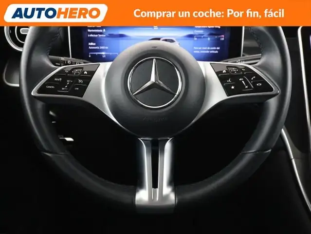 Mercedes-Benz GLC view 26