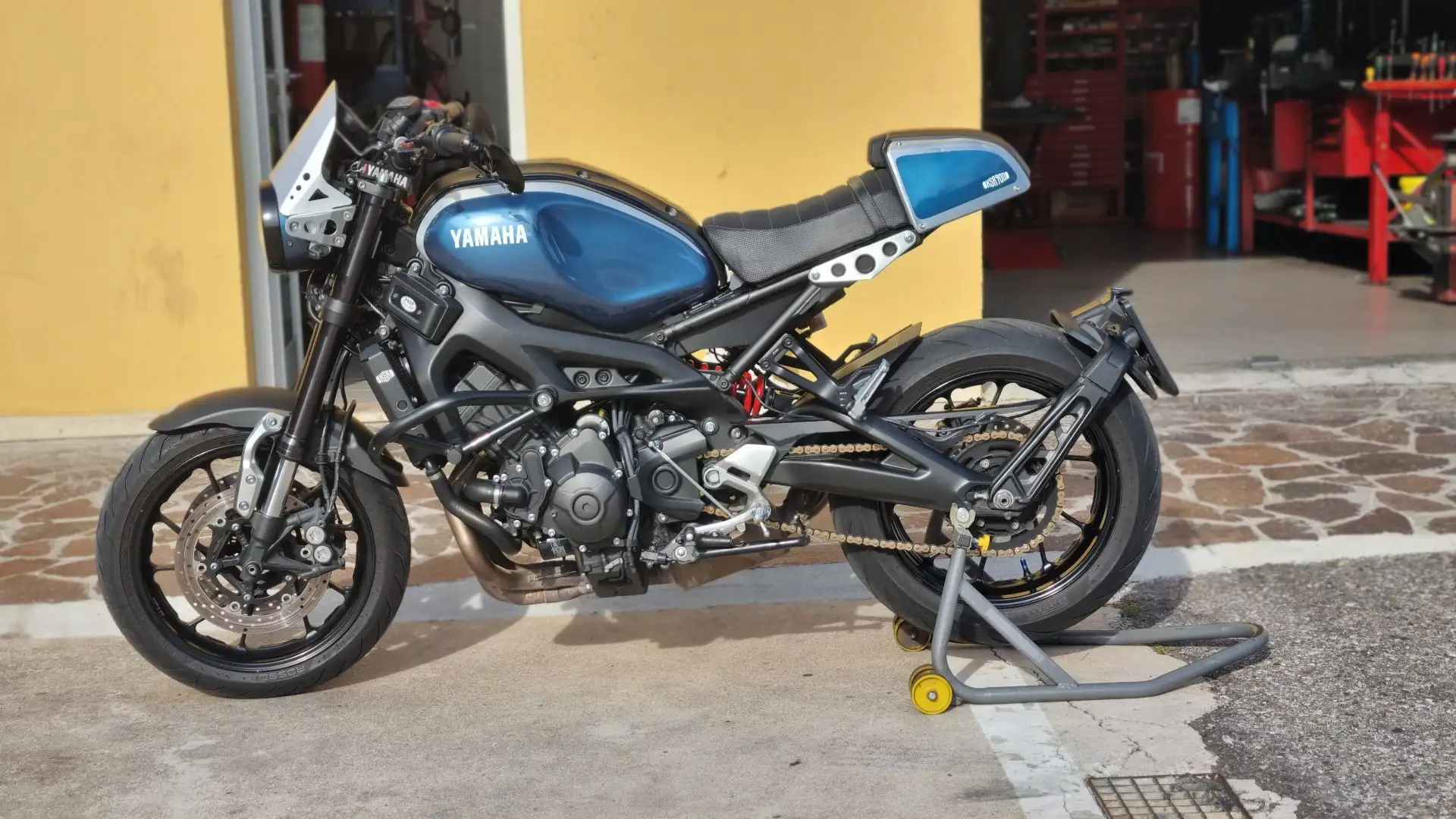 Yamaha XSR 900 Bleu - 1