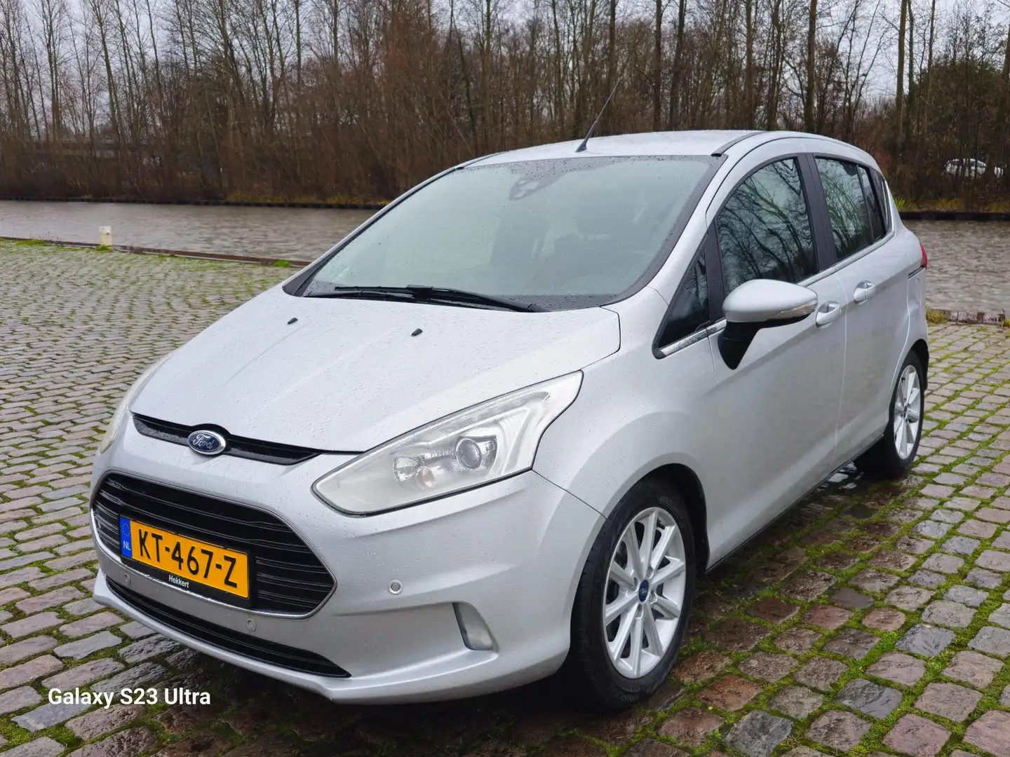 Ford B-Max 1.0 EcoBoost titanium achteruit camera uniek km or Grijs - 2