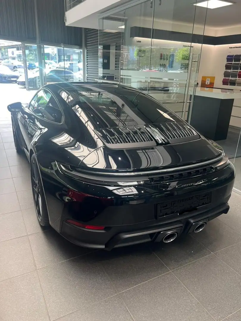 Porsche 911 Carrera GTS MY25/PANO/BOSE/MATRIX/BLACK-RED Schwarz - 2