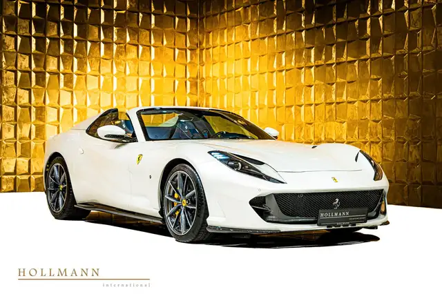 Ferrari 812