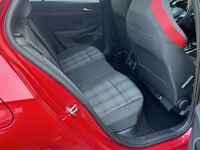 Volkswagen Golf view 14