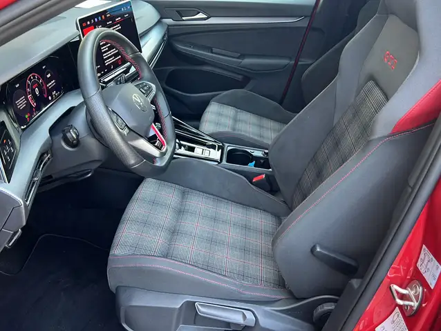 Volkswagen Golf view 9