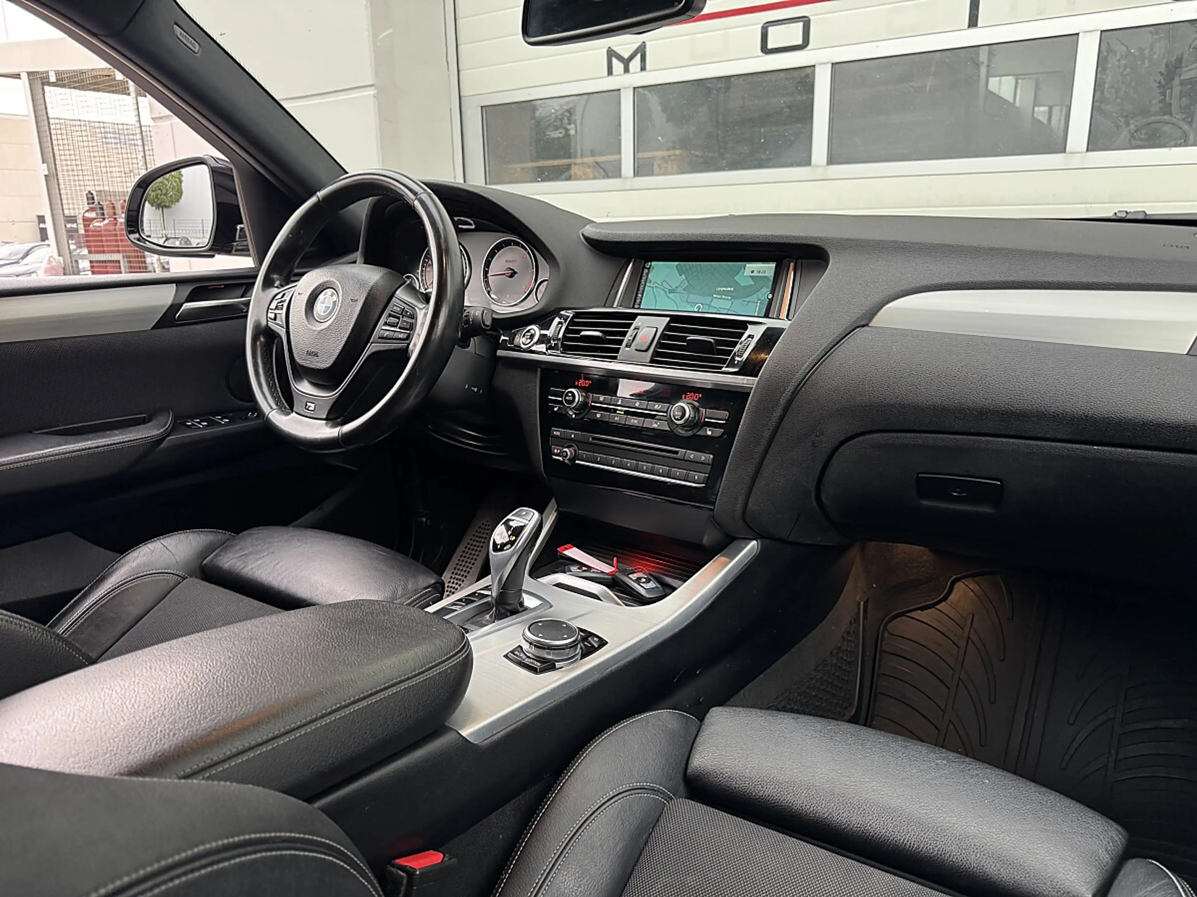 BMW X4 xDrive 30d M SPORTPAKET | STANDHEIZUNG | LED | ... — photo 11