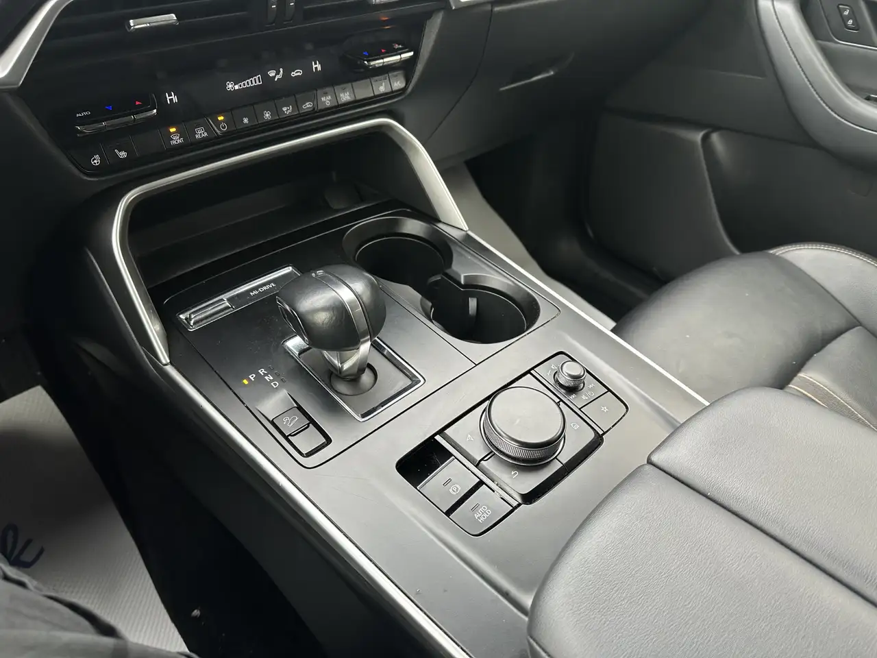 Mazda CX-90 MHEV снимка Mazda CX-90 MHEV