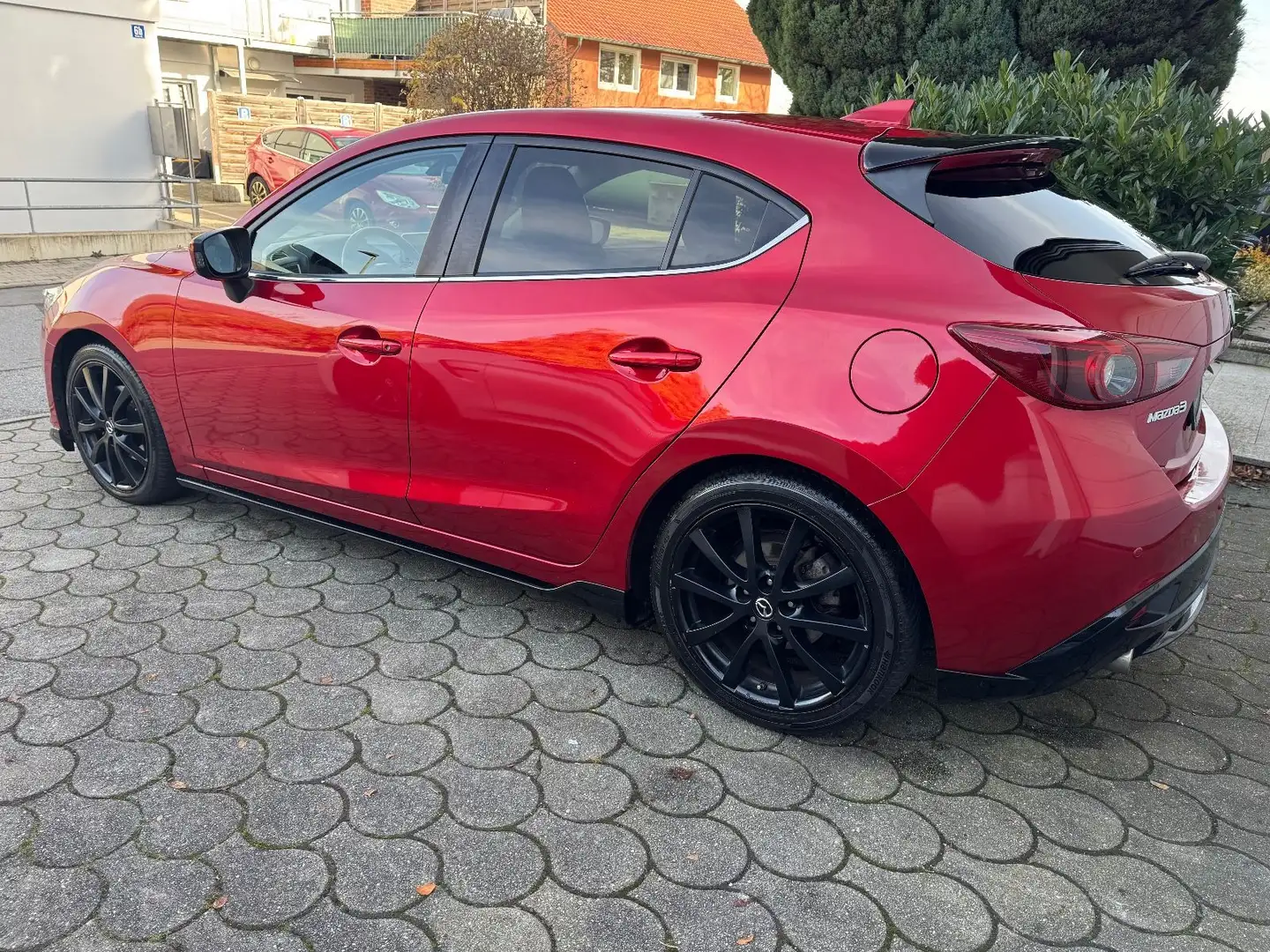 Mazda 3 Lim. Black Limited *TÜV 03/27*Navi*PDC* Rot - 2