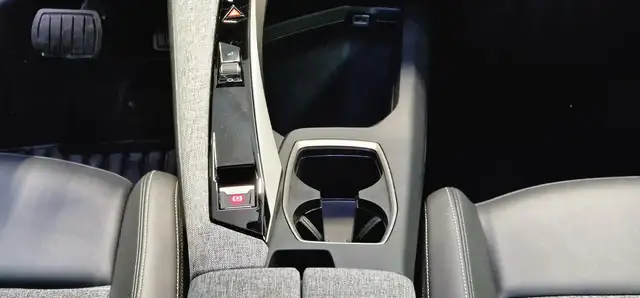 Peugeot 3008 view 15