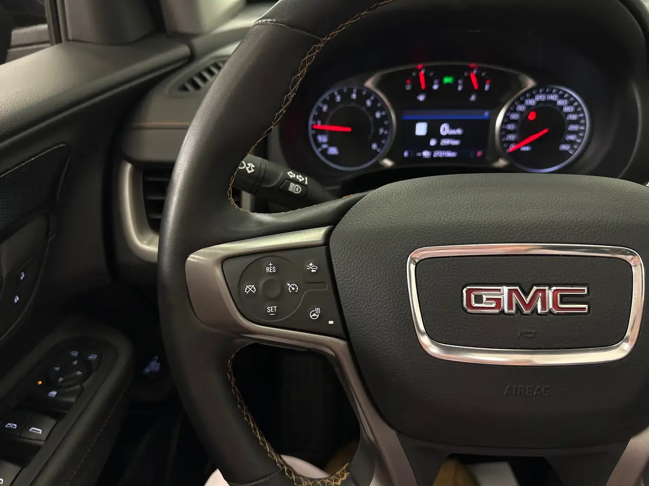 GMC Terrain снимка GMC Terrain