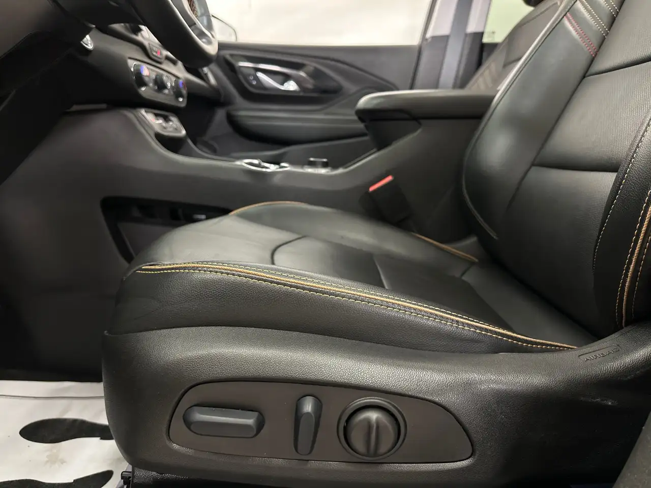 GMC Terrain снимка GMC Terrain