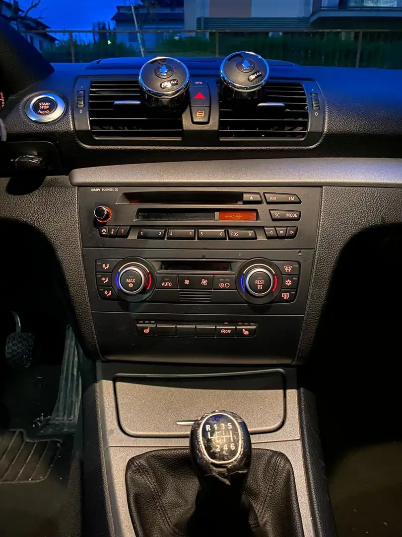 BMW 118 118d 5p 2.0 Attiva 143cv dpf - 1