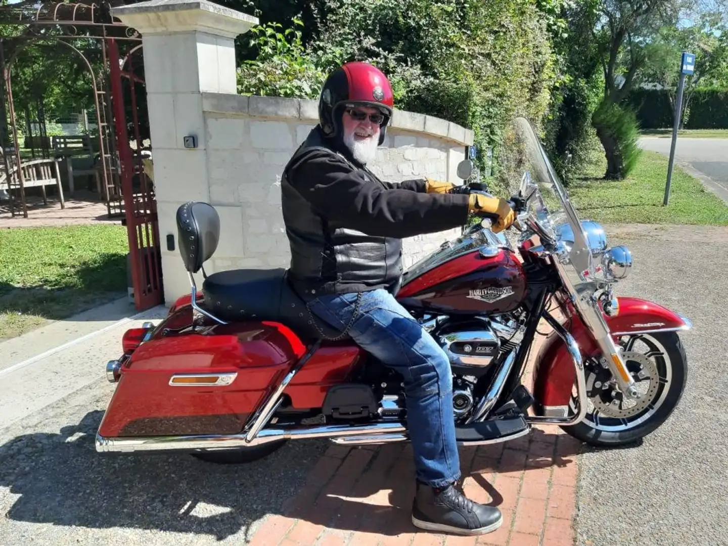 Harley-Davidson Road King Bi-color 1745 cm3 Roşu - 1