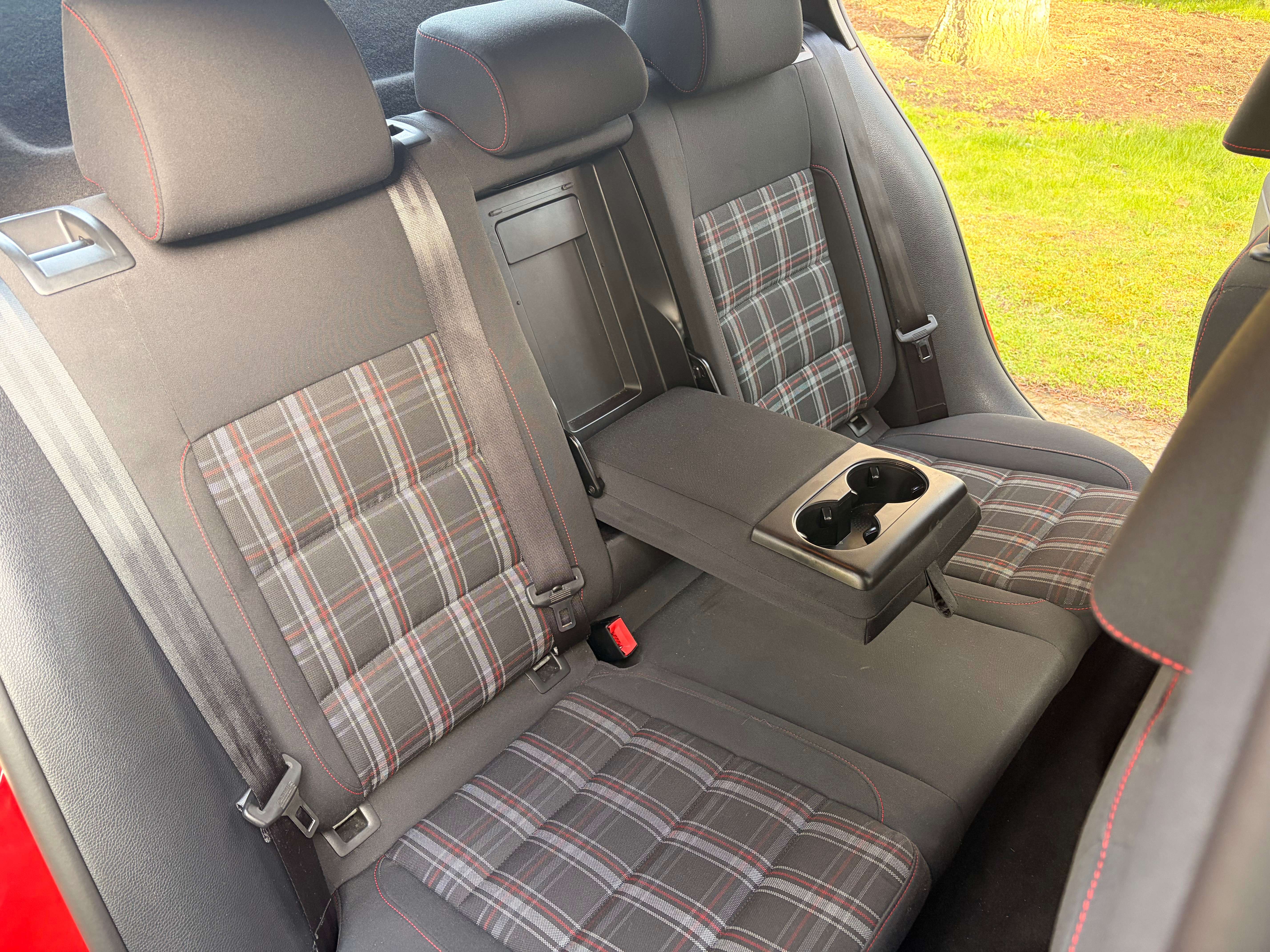 2011 Volkswagen Golf GTI German made hot hatch classic thumb 10