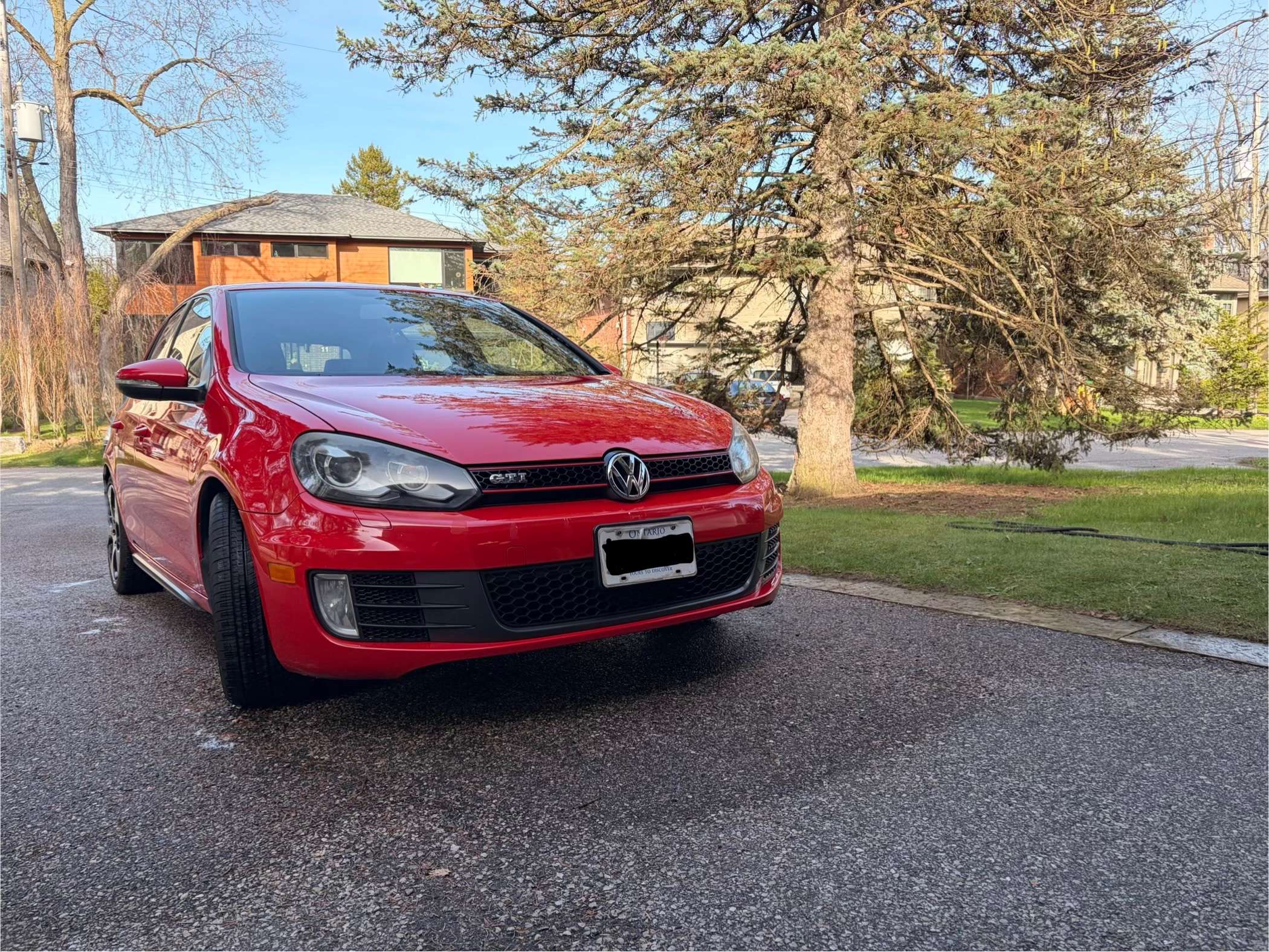 2011 Volkswagen Golf GTI German made hot hatch classic alt 3