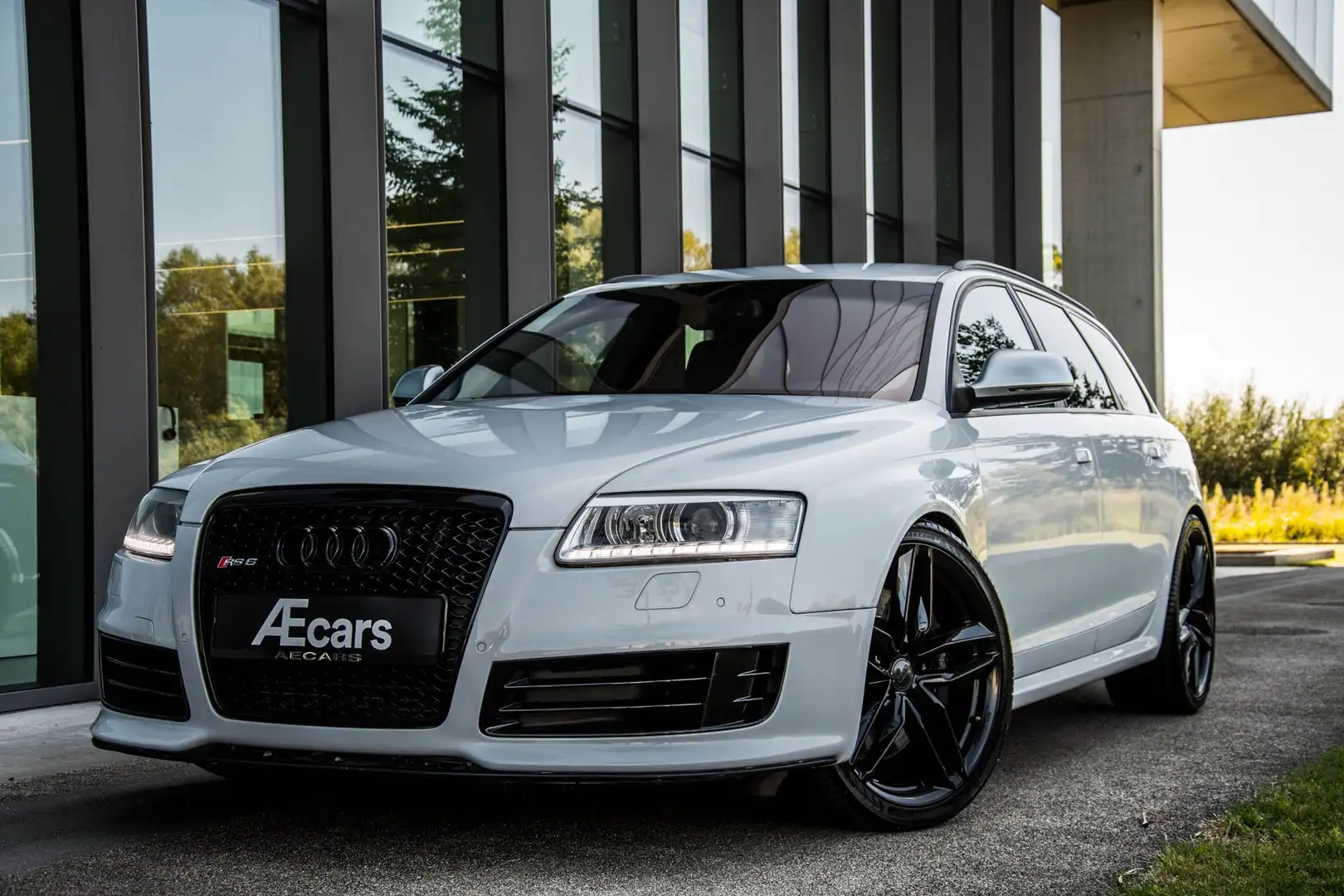 Audi RS6 5.0 BITURBO V10 *** QUATTRO / BOSE / MEMORY *** Wit - 1