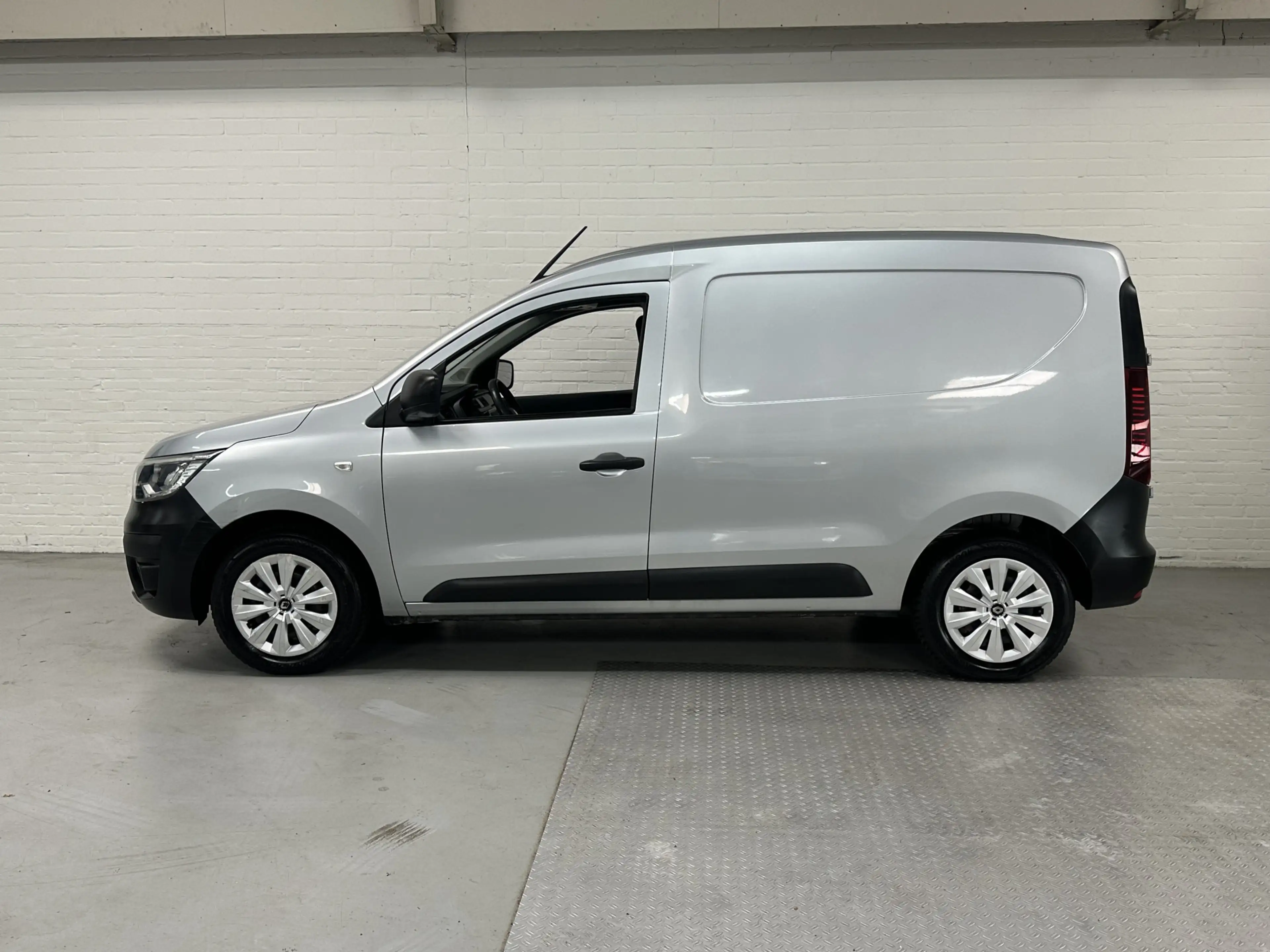 Renault Express 1.3 TCe 100 Comfort AIRCO / ELK.PAKKET / 1 e EIGEN — photo 4