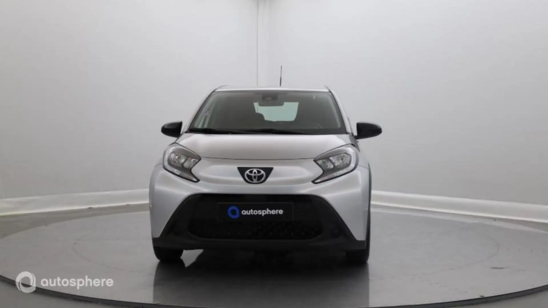 Toyota Aygo X 1.0 VVT-i 72ch Dynamic S-CVT - 2