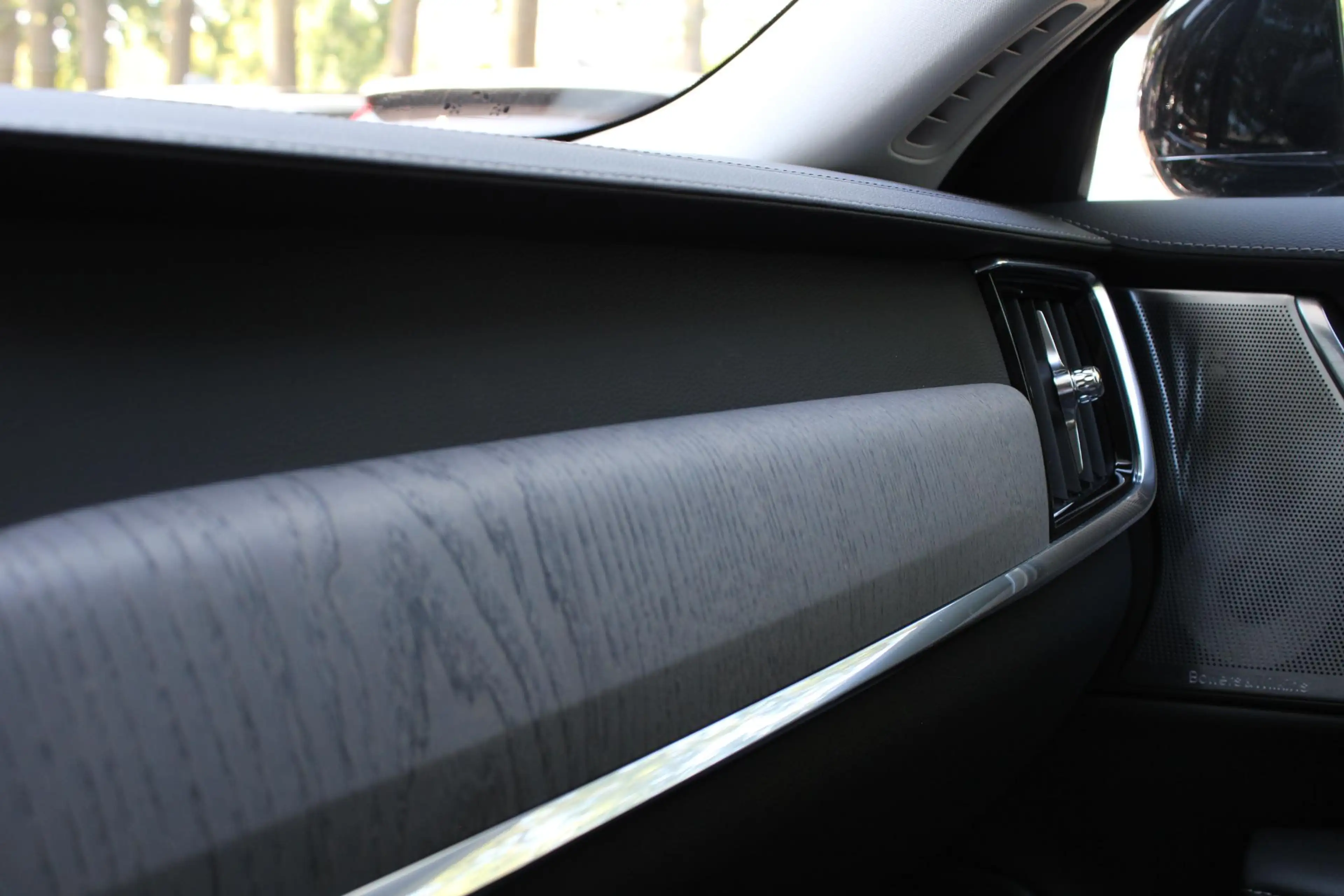 Volvo V90 2.0 T8 Plug-in hybrid AWD Ultra Dark — photo 15