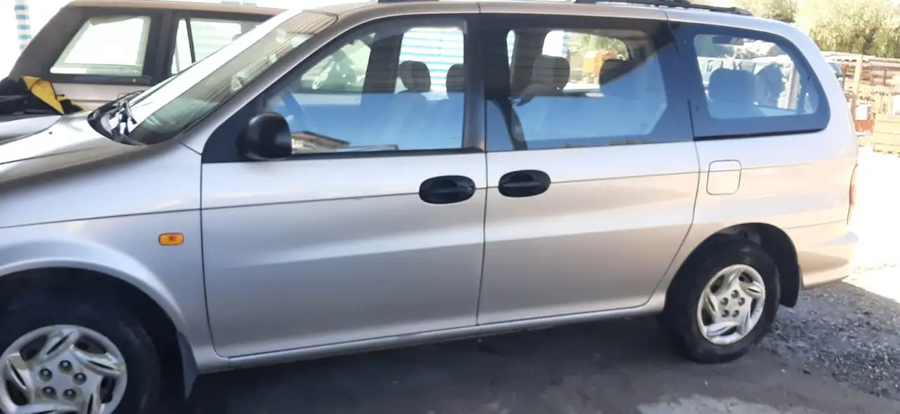Kia Carnival 2.9 tdi 16v LS, foto 2