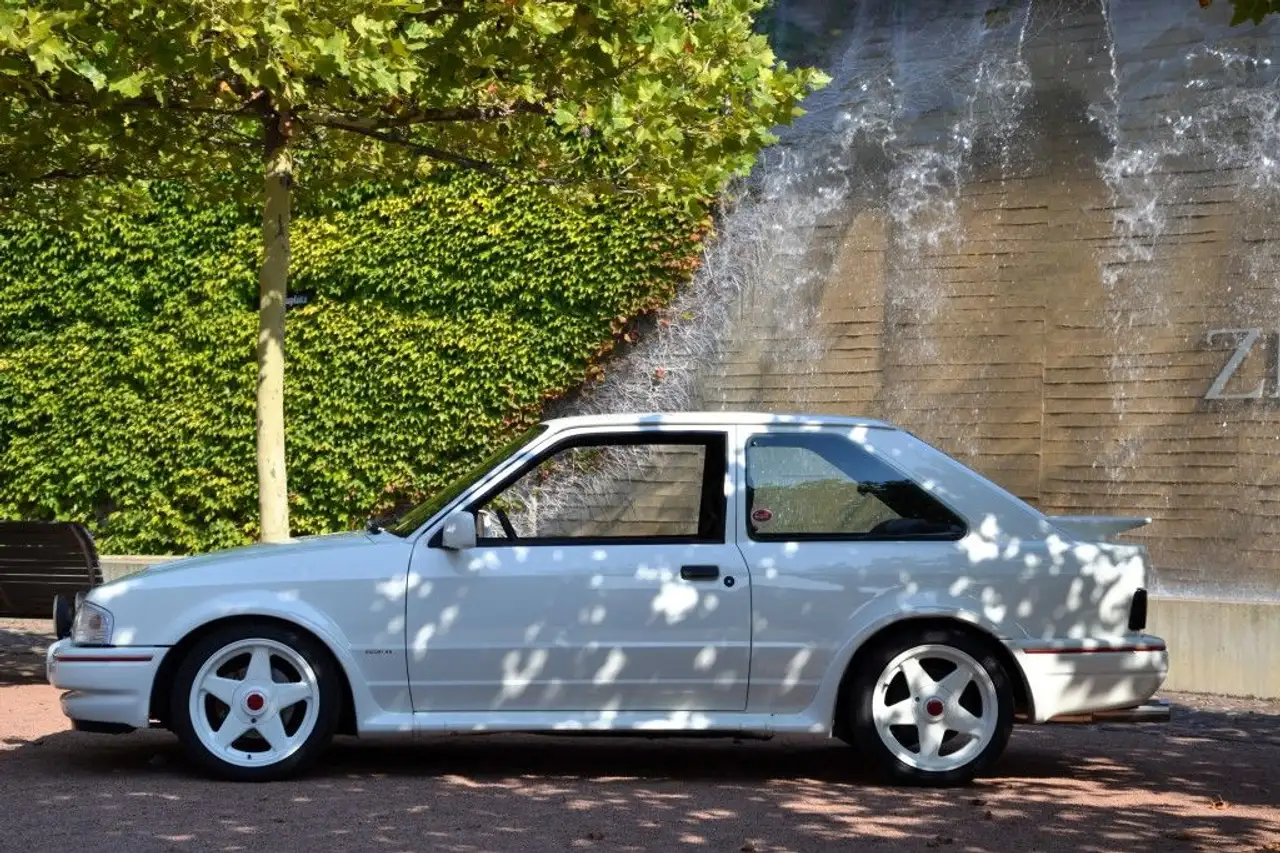 Ford Escort RS Turbo, vollständig restauriert, foto 3