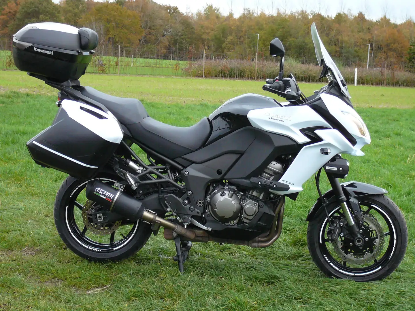 Kawasaki Versys 1000 GRAND TOUR Wit - 2