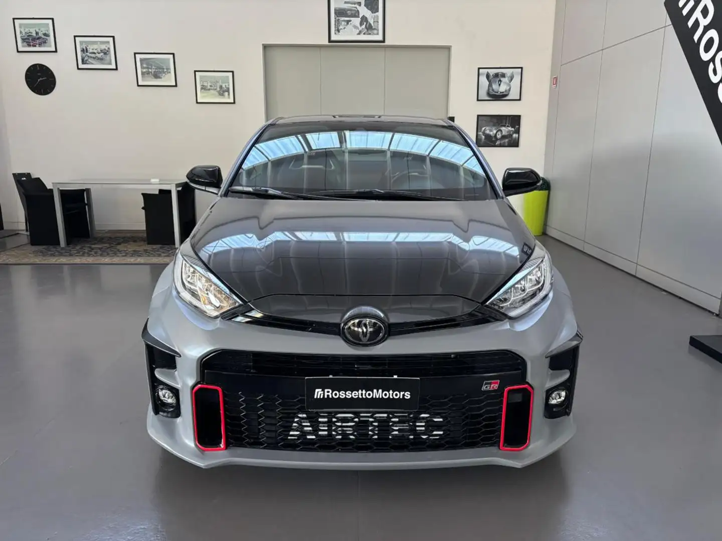 Toyota Yaris 1.6 Turbo 3 porte GR Yaris Circuit Noir - 2