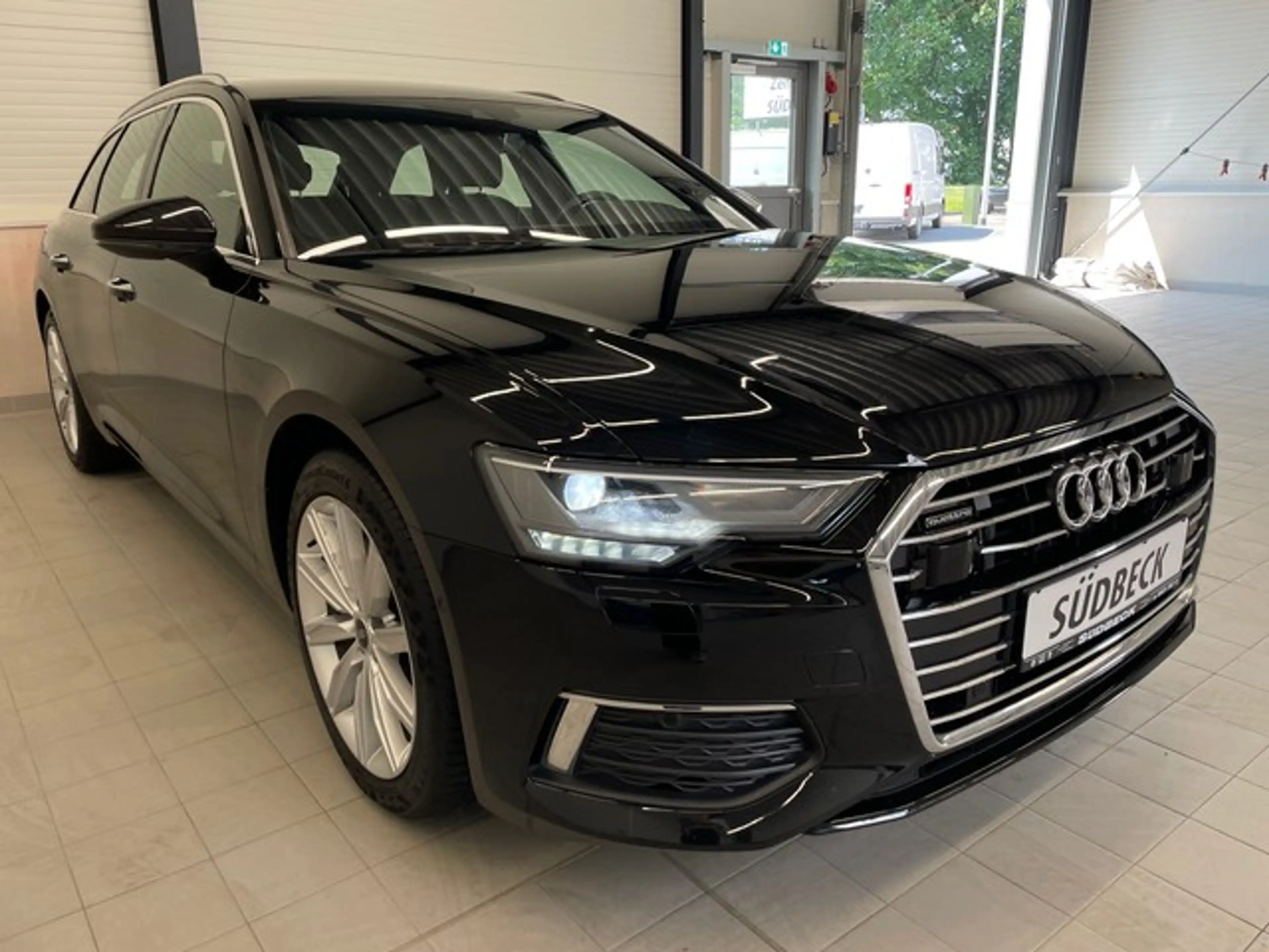 Audi A6 AVANT 40 TDI quattro design RFK+ACC — photo 3