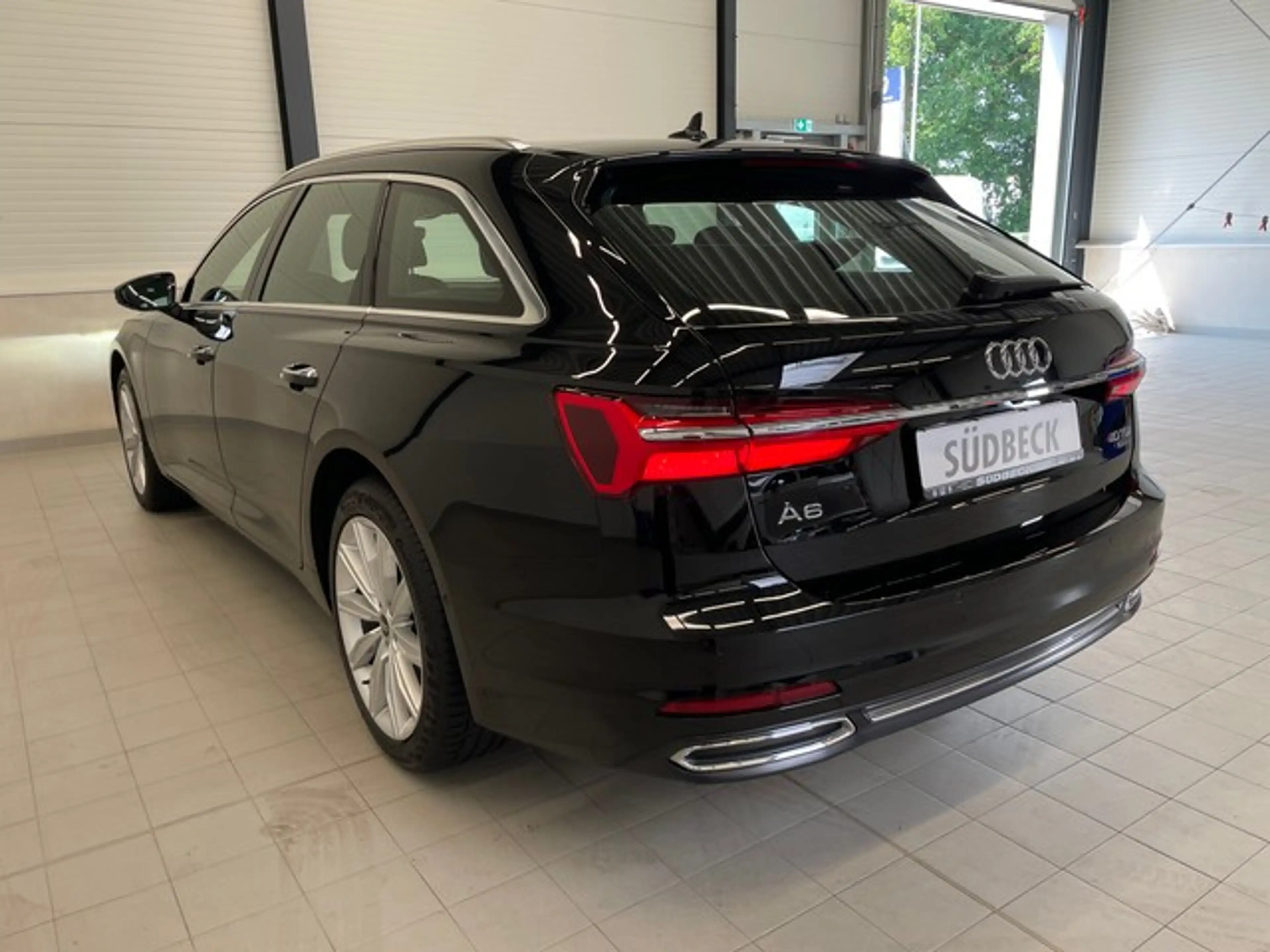 Audi A6 AVANT 40 TDI quattro design RFK+ACC — photo 7