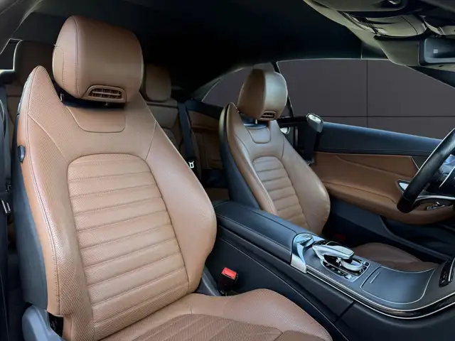 Mercedes-Benz C-Class view 14