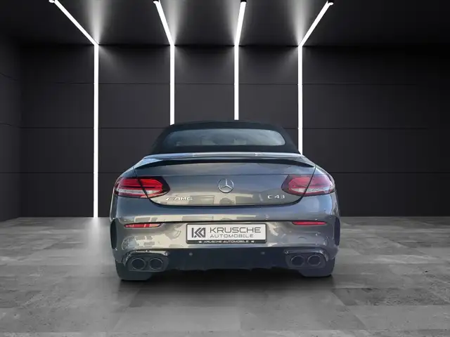 Mercedes-Benz C-Class view 4