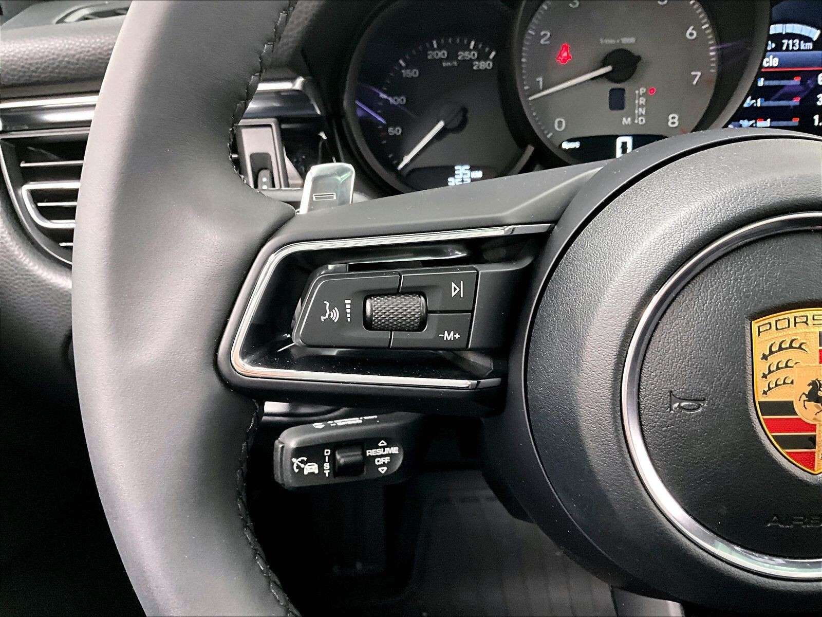 2026 Porsche Macan S thumb 19