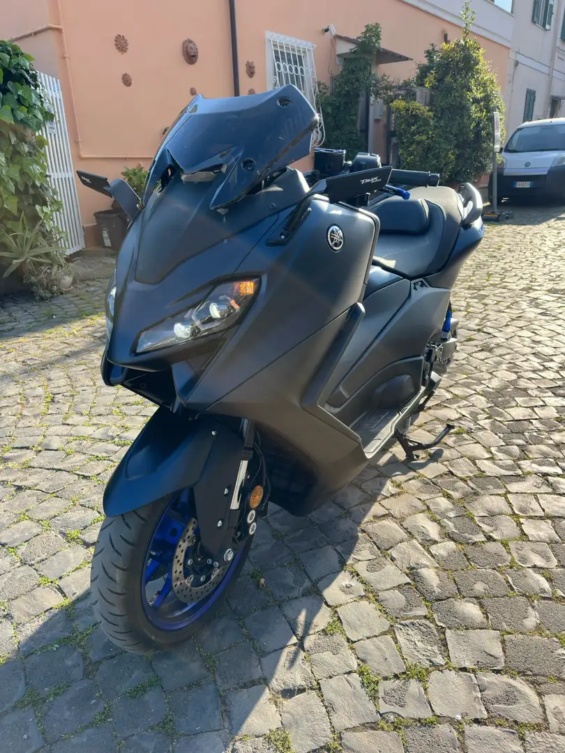 Yamaha TMAX 560 - 1