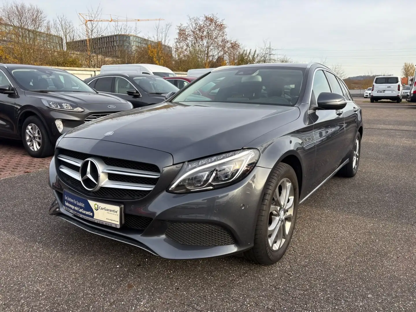Mercedes-Benz C 220 d T AVANTGARDE Grau - 2