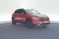 Volkswagen T-Roc 1.5 TSI 150pk DSG Style Navigatie Black Style Adap Rood - thumbnail 8