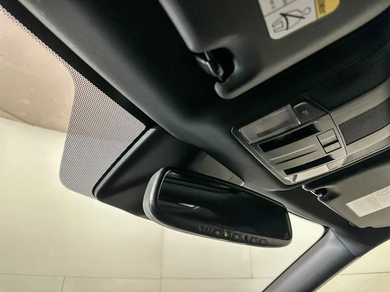 Mitsubishi Eclipse Cross снимка Mitsubishi Eclipse Cross