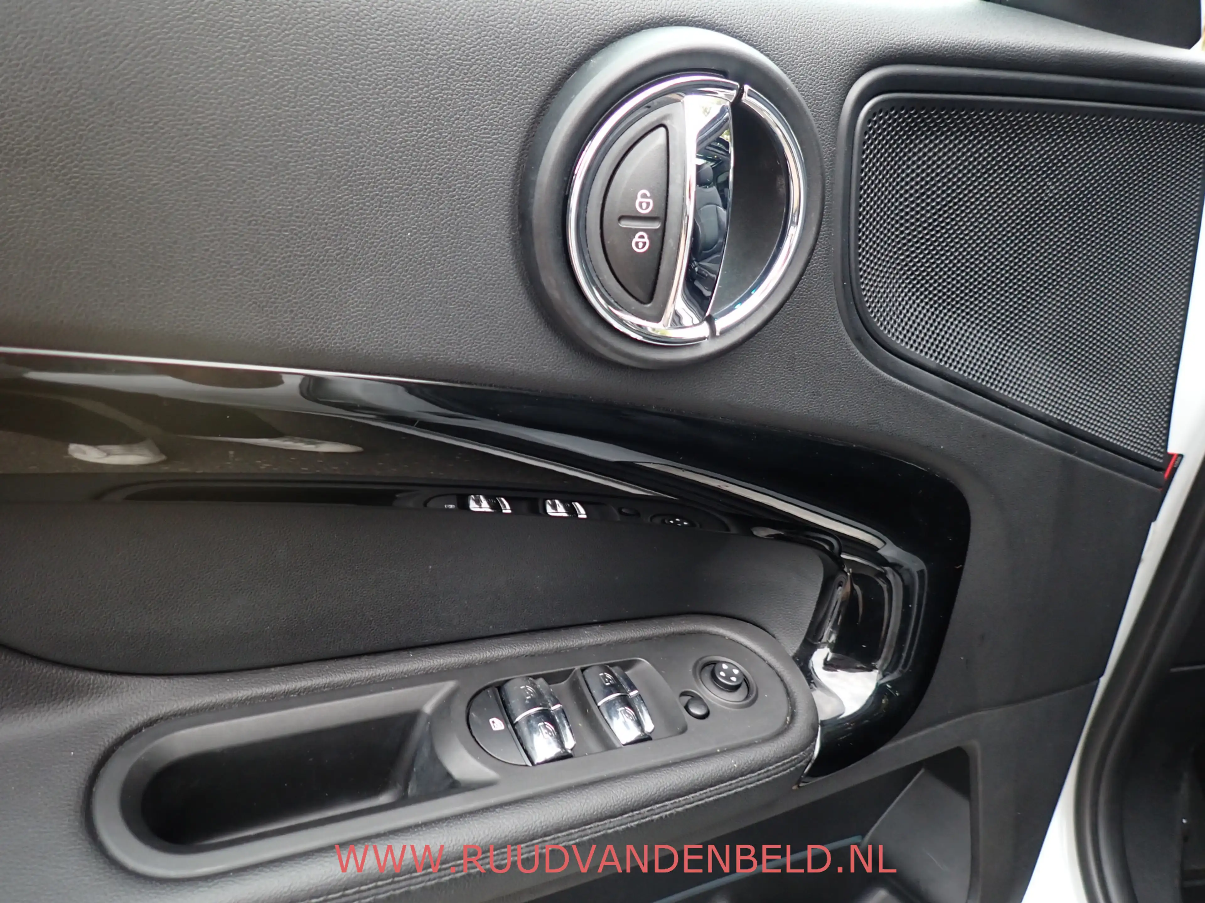 MINI Cooper S Countryman 2.0 KEYLESS / HEAD-UP / SCHUIF-KANTELDAK / CARPLAY — photo 9
