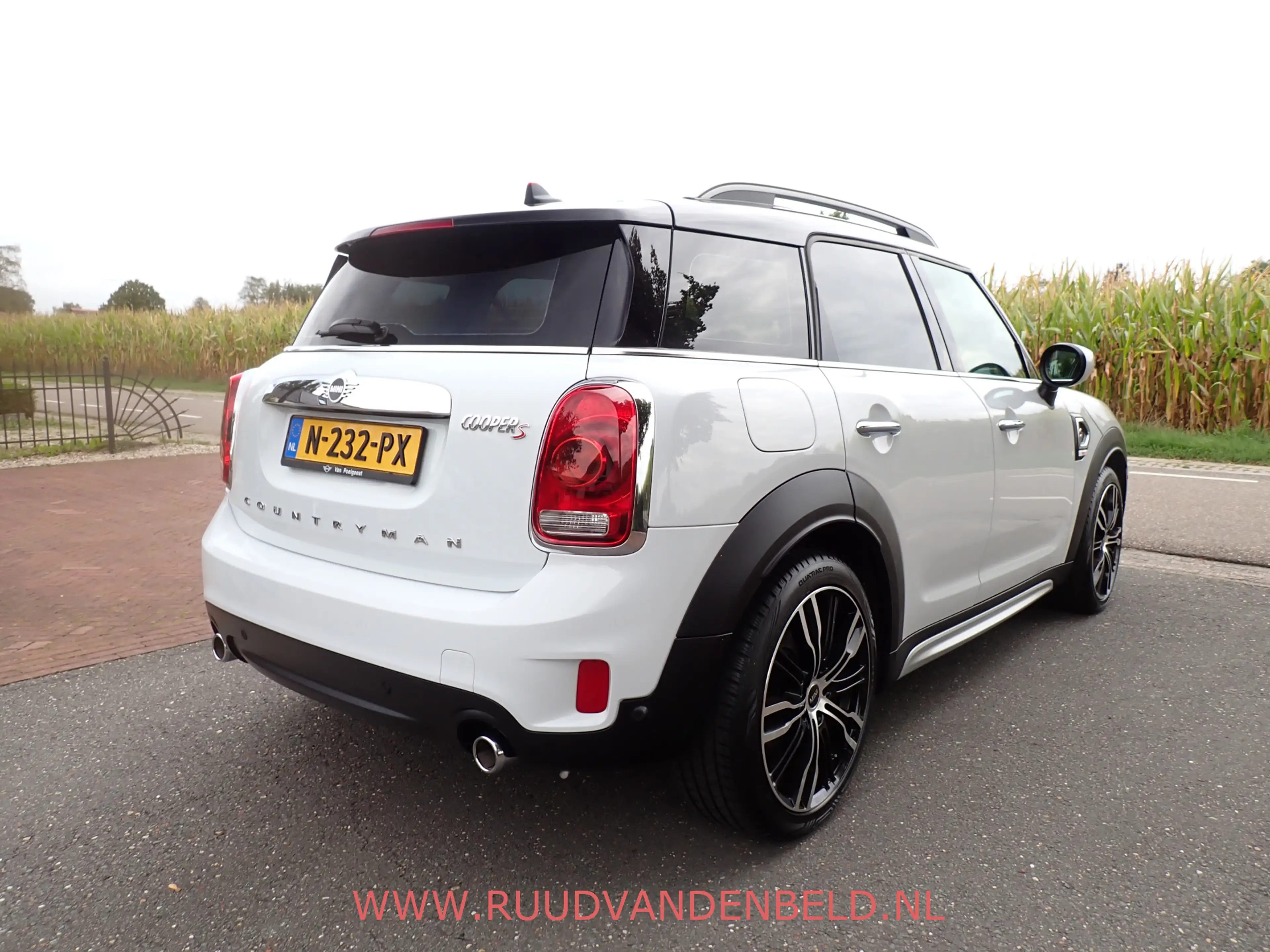 MINI Cooper S Countryman 2.0 KEYLESS / HEAD-UP / SCHUIF-KANTELDAK / CARPLAY — photo 4