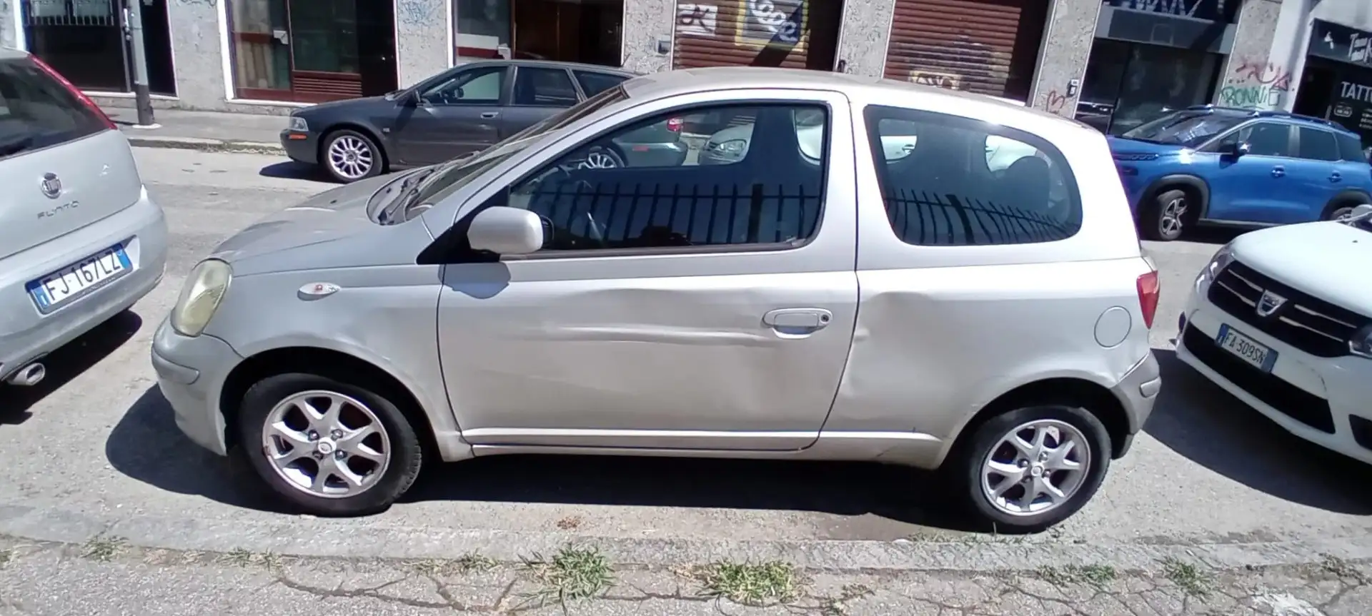 Toyota Yaris - 2