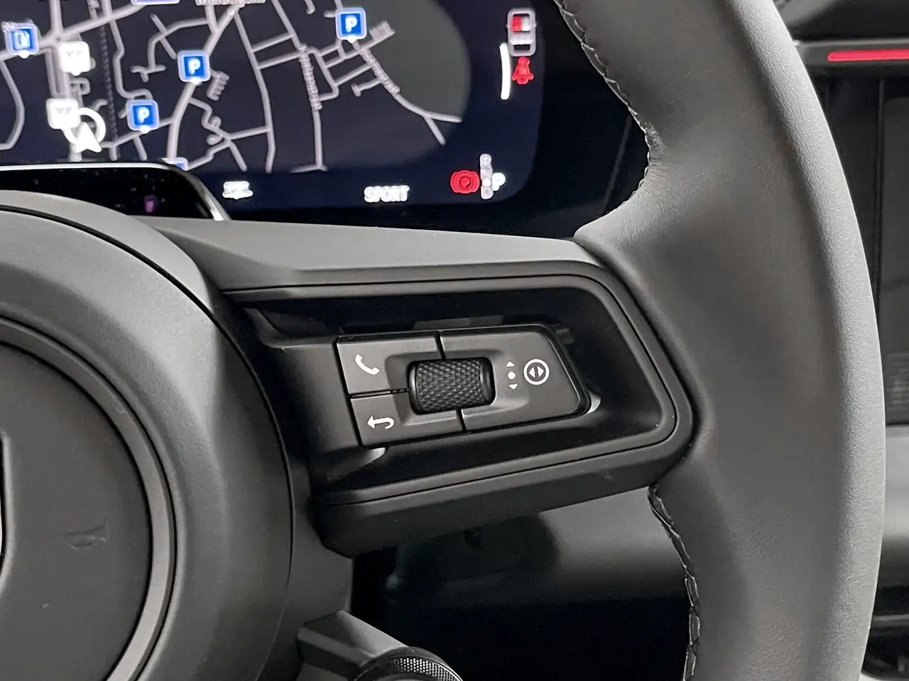 Porsche Macan 100 kWh SPORT DESIGN Pack / Pano / Bose Sound / Trekhaak /, миниатюра 22
