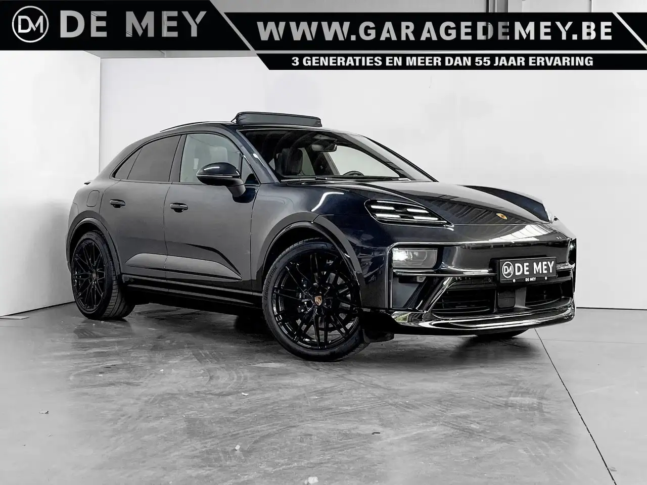 Porsche Macan 100 kWh SPORT DESIGN Pack / Pano / Bose Sound / Trekhaak /